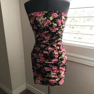 Ixis strapless dress